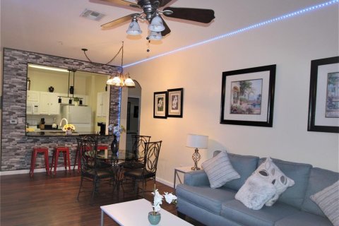 Condo in Kissimmee, Florida, 2 bedrooms № 2233163 - photo 20