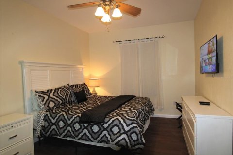 Condo in Kissimmee, Florida, 2 bedrooms № 2233163 - photo 13