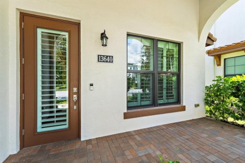 Villa ou maison à vendre à Palm Beach Gardens, Floride: 3 chambres, 256.32 m2 № 2261625 - photo 6