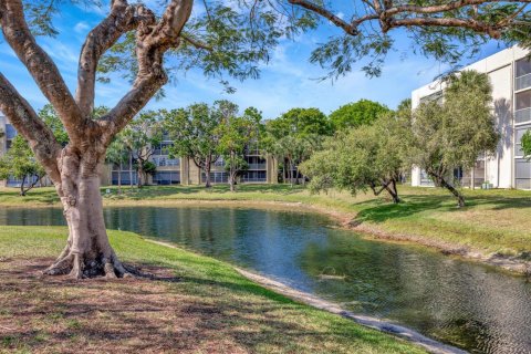 Condo à Lauderdale Lakes, Floride, 1 chambre  № 2085911