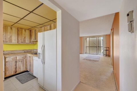 Copropriété à vendre à Lauderdale Lakes, Floride: 1 chambre, 66.98 m2 № 2085911 - photo 4