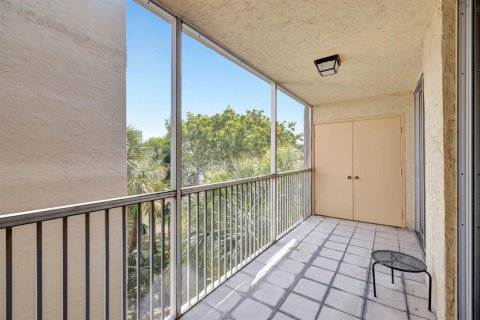 Copropriété à vendre à Lauderdale Lakes, Floride: 1 chambre, 66.98 m2 № 2085911 - photo 26