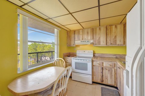 Copropriété à vendre à Lauderdale Lakes, Floride: 1 chambre, 66.98 m2 № 2085911 - photo 15