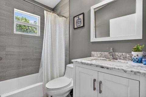 Villa ou maison à vendre à Pompano Beach, Floride: 3 chambres, 126.81 m2 № 2263692 - photo 12
