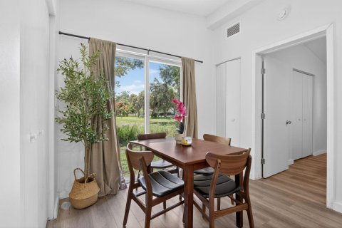 Villa ou maison à vendre à Pompano Beach, Floride: 3 chambres, 126.81 m2 № 2263692 - photo 25