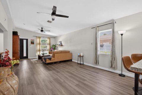 Villa ou maison à vendre à Pompano Beach, Floride: 3 chambres, 126.81 m2 № 2263692 - photo 18