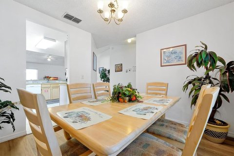 Casa en venta en Kissimmee, Florida, 3 dormitorios, 128.3 m2 № 1680404 - foto 11