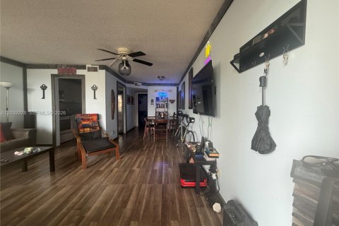 Copropriété à vendre à Sunrise, Floride: 1 chambre, 54.81 m2 № 2172639 - photo 9