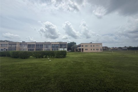 Copropriété à vendre à Sunrise, Floride: 1 chambre, 54.81 m2 № 2172639 - photo 24