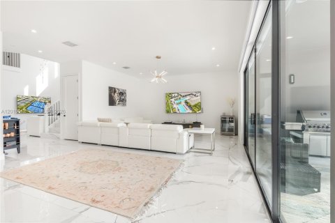Villa ou maison à vendre à Boca Raton, Floride: 5 chambres, 416.57 m2 № 2075369 - photo 7