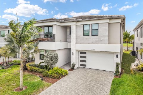 Villa ou maison à vendre à Boca Raton, Floride: 5 chambres, 416.57 m2 № 2075369 - photo 27