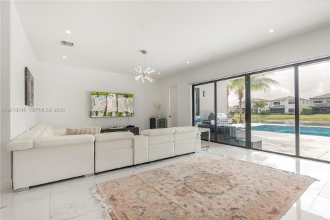 Villa ou maison à vendre à Boca Raton, Floride: 5 chambres, 416.57 m2 № 2075369 - photo 6