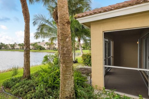 Townhouse in Pembroke Pines, Florida 3 bedrooms, 132.66 sq.m. № 1840707 - photo 15