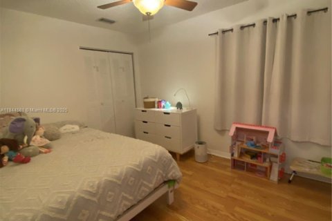 Townhouse in Pembroke Pines, Florida 3 bedrooms, 132.66 sq.m. № 1840707 - photo 13