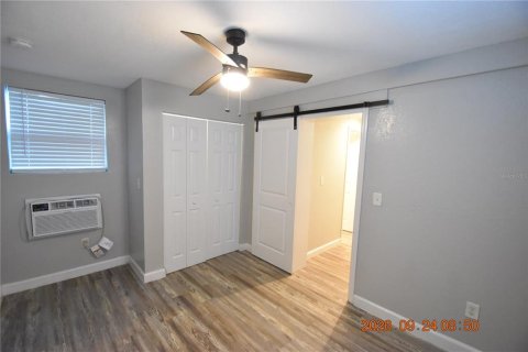Appartement à louer à Largo, Floride: 2 chambres, 52.03 m2 № 2391055 - photo 11