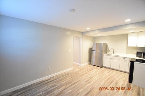 Appartement à louer à Largo, Floride: 2 chambres, 52.03 m2 № 2391055 - photo 7