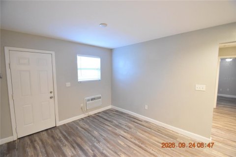 Appartement à louer à Largo, Floride: 2 chambres, 52.03 m2 № 2391055 - photo 4