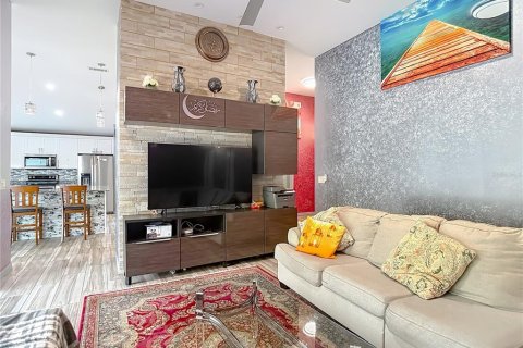 Купить виллу или дом в Тампа, Флорида 7 комнат, 198.35м2, № 2199938 - фото 21