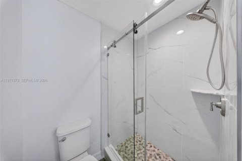 Снять в аренду кондоминиум в Нейплс, Флорида 2 спальни, № 2079847 - фото 13