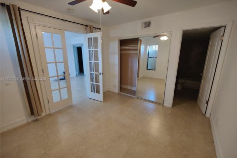Condo in West Palm Beach, Florida, 2 bedrooms  № 2169892 - photo 28