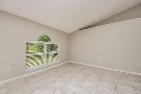 Casa en alquiler en Kissimmee, Florida, 3 dormitorios, 148.64 m2 № 1910189 - foto 4