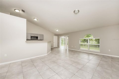 Casa en alquiler en Kissimmee, Florida, 3 dormitorios, 148.64 m2 № 1910189 - foto 3