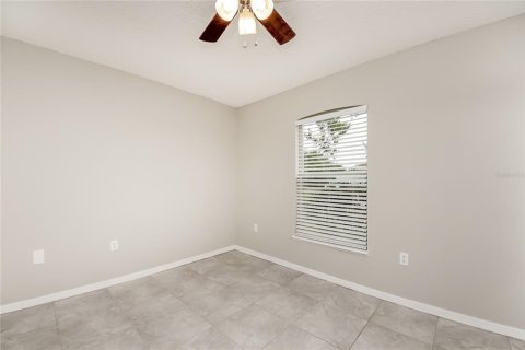 Casa en alquiler en Kissimmee, Florida, 3 dormitorios, 148.64 m2 № 1910189 - foto 12