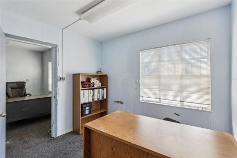 Propiedad comercial en venta en Lakeland, Florida, 342.72 m2 № 2123396 - foto 13