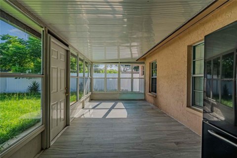 Купить виллу или дом в Тампа, Флорида 10 комнат, 157.56м2, № 1903141 - фото 24