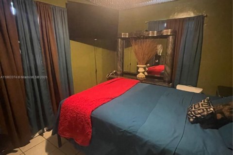 Снять в аренду коммерческую недвижимость в Майами-Гарденс, Флорида 1 спальня, № 1889778 - фото 3