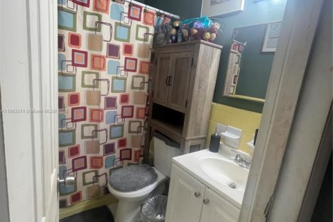 Снять в аренду коммерческую недвижимость в Майами-Гарденс, Флорида 1 спальня, № 1889778 - фото 9