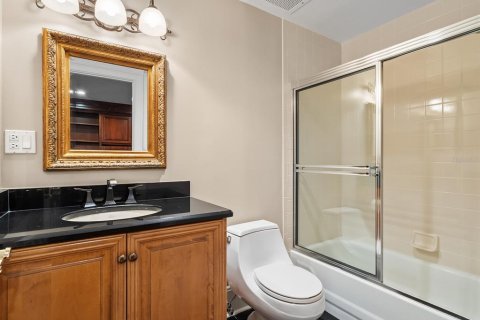 Condominio en alquiler en Orlando, Florida, 3 dormitorios, 303.88 m2 № 1904456 - foto 19