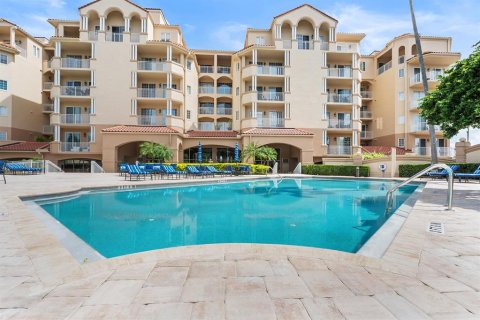 Condominio en alquiler en Orlando, Florida, 3 dormitorios, 303.88 m2 № 1904456 - foto 22