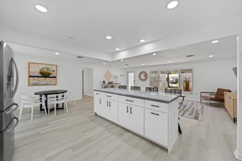 Casa en venta en Pompano Beach, Florida, 3 dormitorios, 135.36 m2 № 2175378 - foto 15