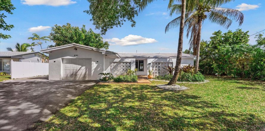 Casa en Pompano Beach, Florida 3 dormitorios, 135.36 m2 № 2175378