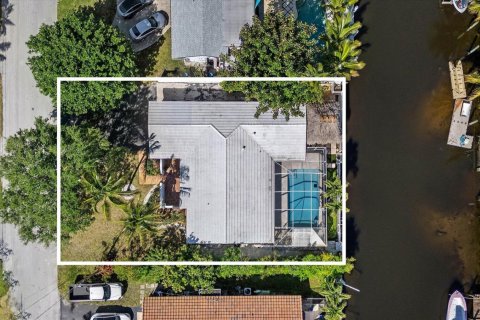 Casa en venta en Pompano Beach, Florida, 3 dormitorios, 135.36 m2 № 2175378 - foto 2