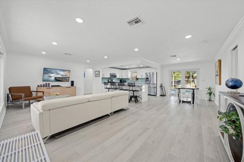 Casa en venta en Pompano Beach, Florida, 3 dormitorios, 135.36 m2 № 2175378 - foto 6