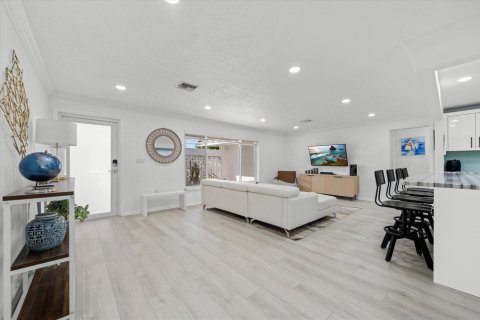 Casa en venta en Pompano Beach, Florida, 3 dormitorios, 135.36 m2 № 2175378 - foto 8