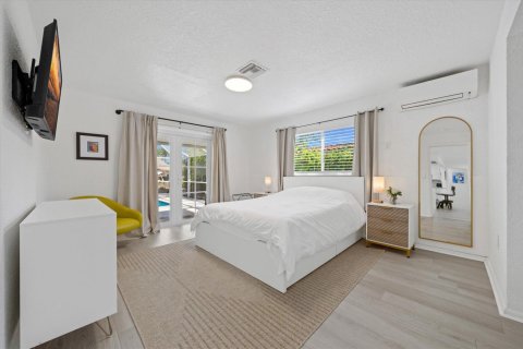 Casa en venta en Pompano Beach, Florida, 3 dormitorios, 135.36 m2 № 2175378 - foto 19