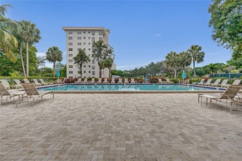 Condominio en venta en Pompano Beach, Florida, 3 dormitorios, 129.13 m2 № 1930699 - foto 30