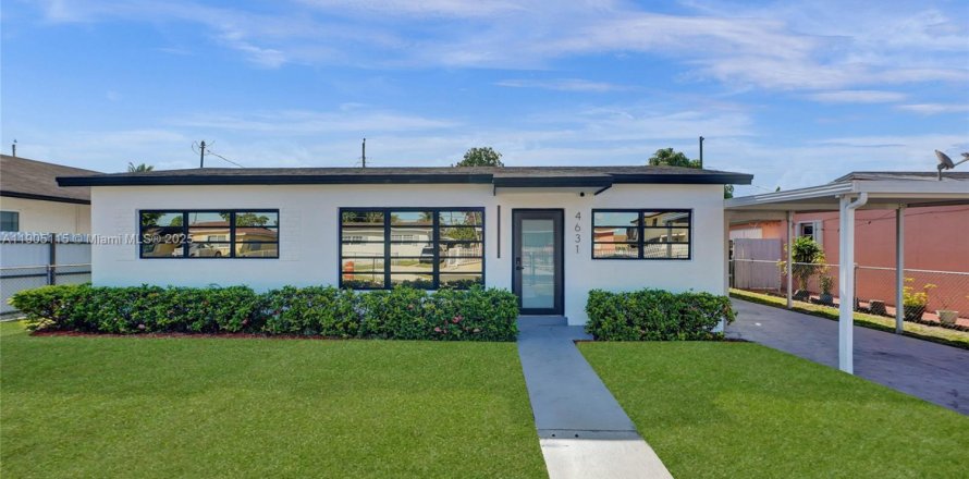 Casa en Hialeah, Florida 3 dormitorios, 92.9 m2 № 1955264