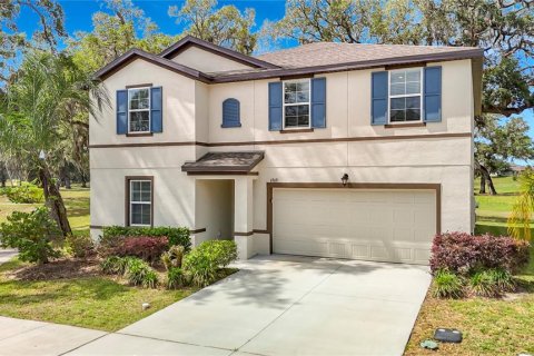 Casa en Zephyrhills, Florida 5 dormitorios, 258.73 m2 № 2137684