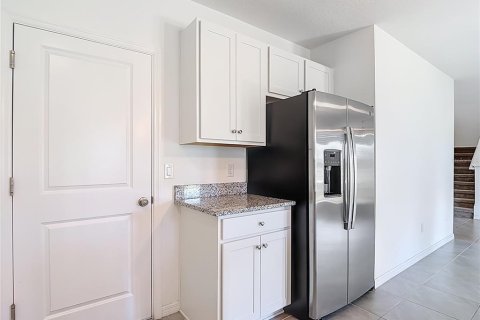 Villa ou maison à vendre à Zephyrhills, Floride: 5 chambres, 258.73 m2 № 2137684 - photo 9