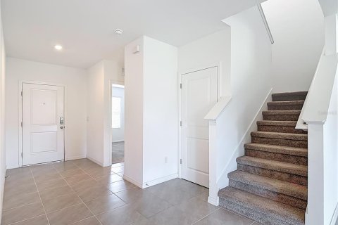 Villa ou maison à vendre à Zephyrhills, Floride: 5 chambres, 258.73 m2 № 2137684 - photo 3
