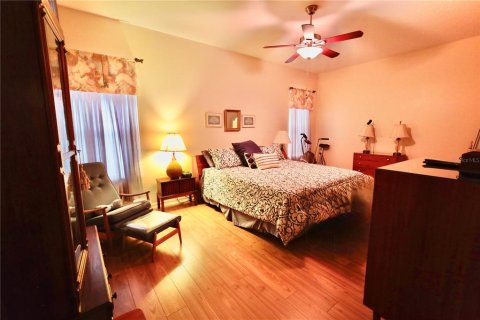 Villa ou maison à louer à Lady Lake, Floride: 3 chambres, 214.79 m2 № 2111152 - photo 10