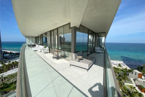 Condominio en alquiler en Sunny Isles Beach, Florida, 2 dormitorios, 103.31 m2 № 1585390 - foto 9