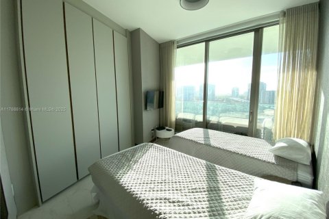 Condominio en alquiler en Sunny Isles Beach, Florida, 2 dormitorios, 103.31 m2 № 1585390 - foto 8