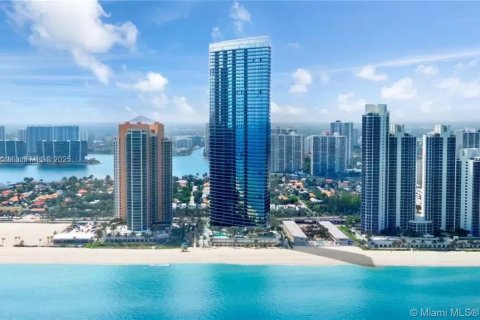 Condominio en alquiler en Sunny Isles Beach, Florida, 2 dormitorios, 103.31 m2 № 1585390 - foto 24