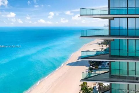 Condominio en alquiler en Sunny Isles Beach, Florida, 2 dormitorios, 103.31 m2 № 1585390 - foto 18
