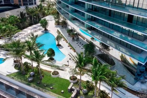 Condominio en alquiler en Sunny Isles Beach, Florida, 2 dormitorios, 103.31 m2 № 1585390 - foto 13